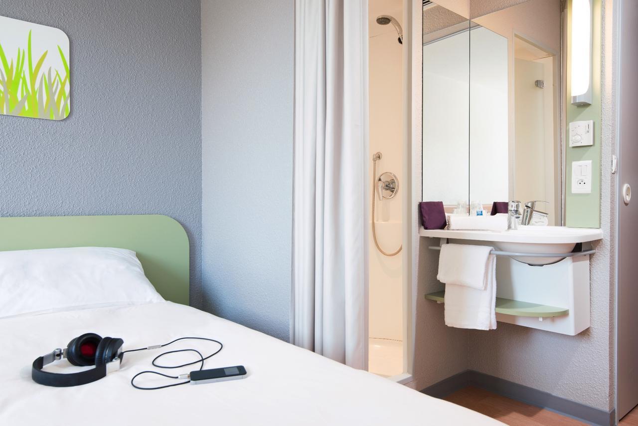 Ibis Budget Rennes Route De Saint Malo Montgermont Екстериор снимка